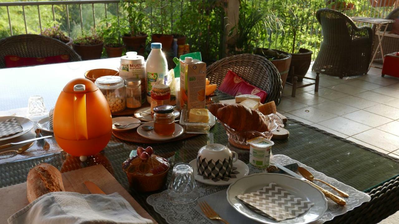 Le Mas-dʼAgenais Le Dormeur Du Val Bed & Breakfast エクステリア 写真