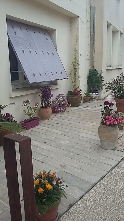 Le Mas-dʼAgenais Le Dormeur Du Val Bed & Breakfast エクステリア 写真